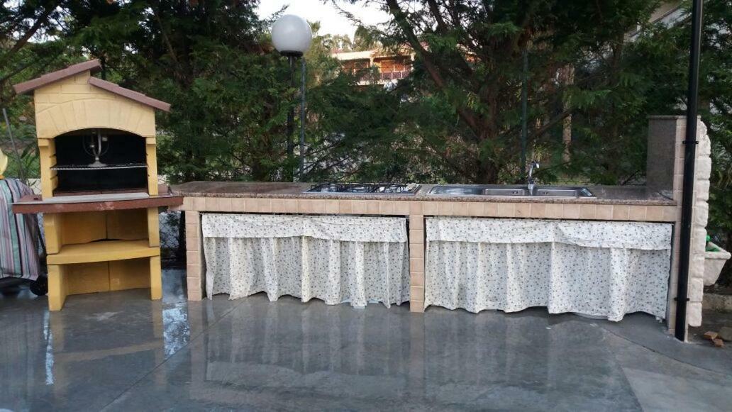 Casa Vacanze Oasi Felicita โนวา ซิริ มาริน่า ภายนอก รูปภาพ