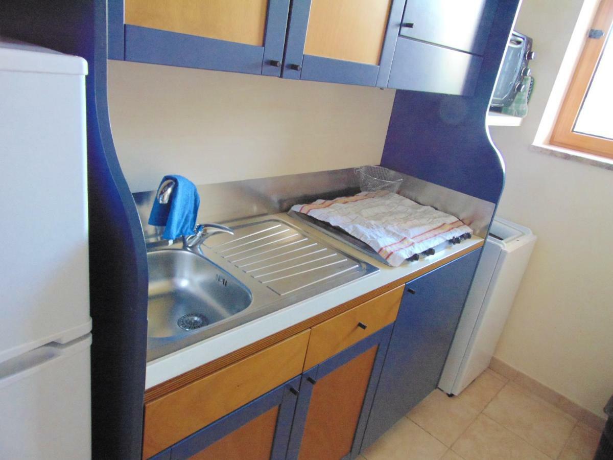 Casa Vacanze Oasi Felicita โนวา ซิริ มาริน่า ภายนอก รูปภาพ