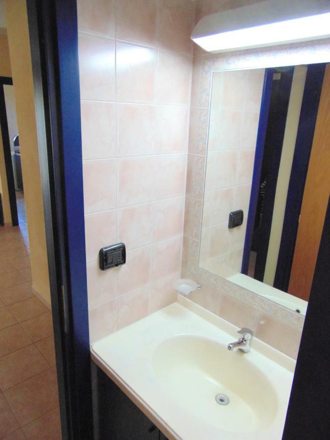 Casa Vacanze Oasi Felicita โนวา ซิริ มาริน่า ภายนอก รูปภาพ