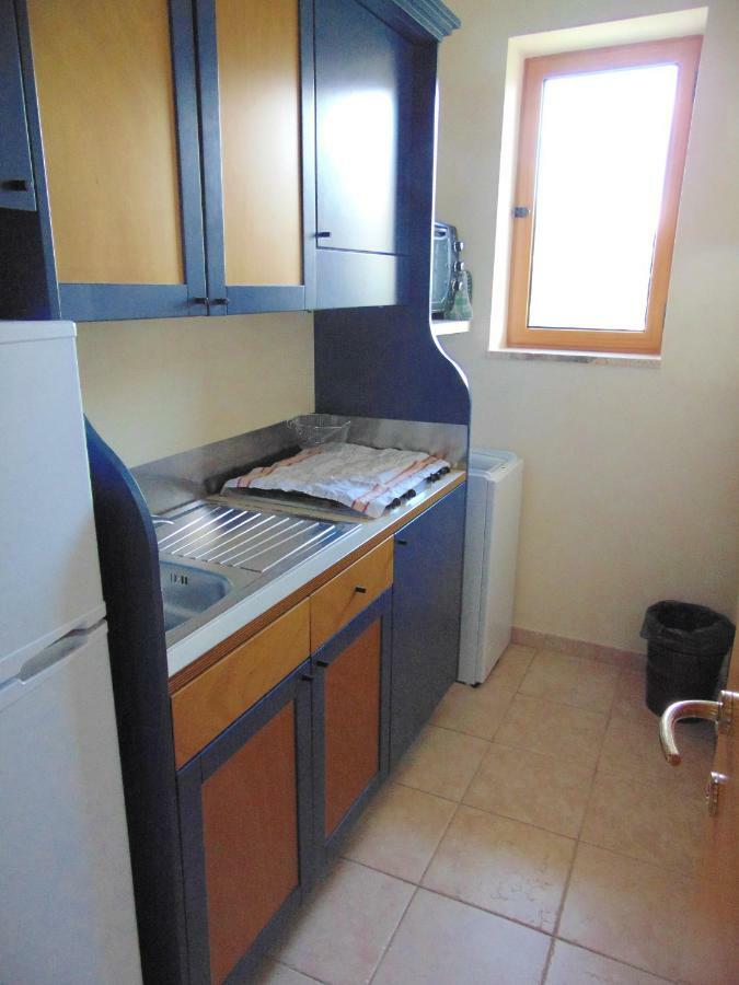 Casa Vacanze Oasi Felicita โนวา ซิริ มาริน่า ภายนอก รูปภาพ